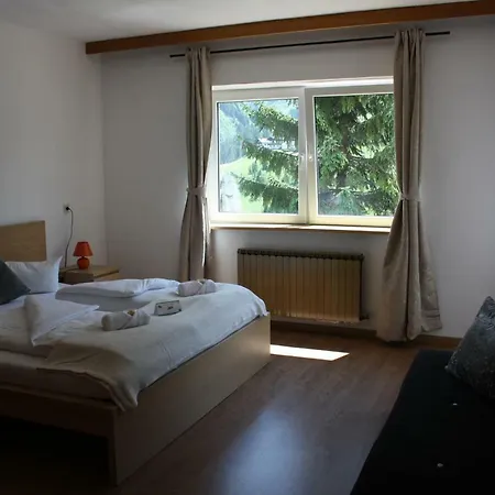 Wiesenhof Apartment