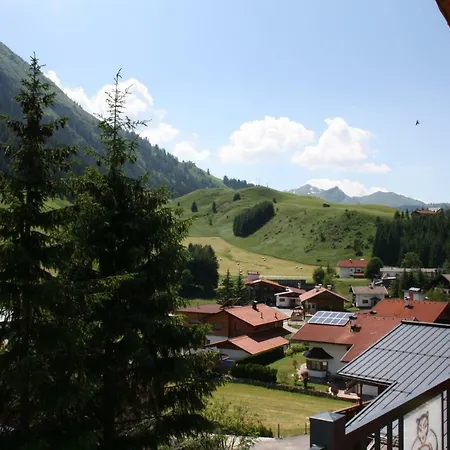 Wiesenhof * Berwang